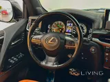 لكزس LX-570 S إصدار الأسود 2019